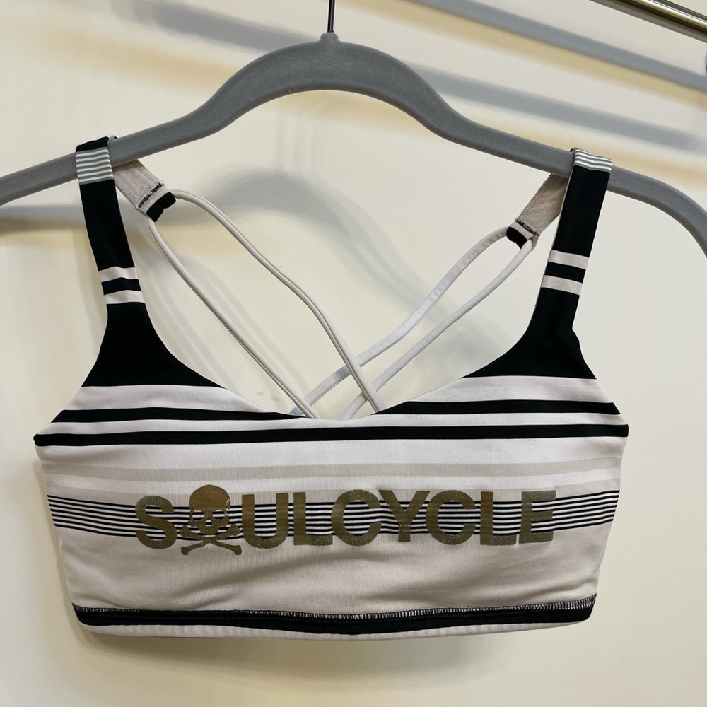 Lululemon / SoulCycle Free to be Bra